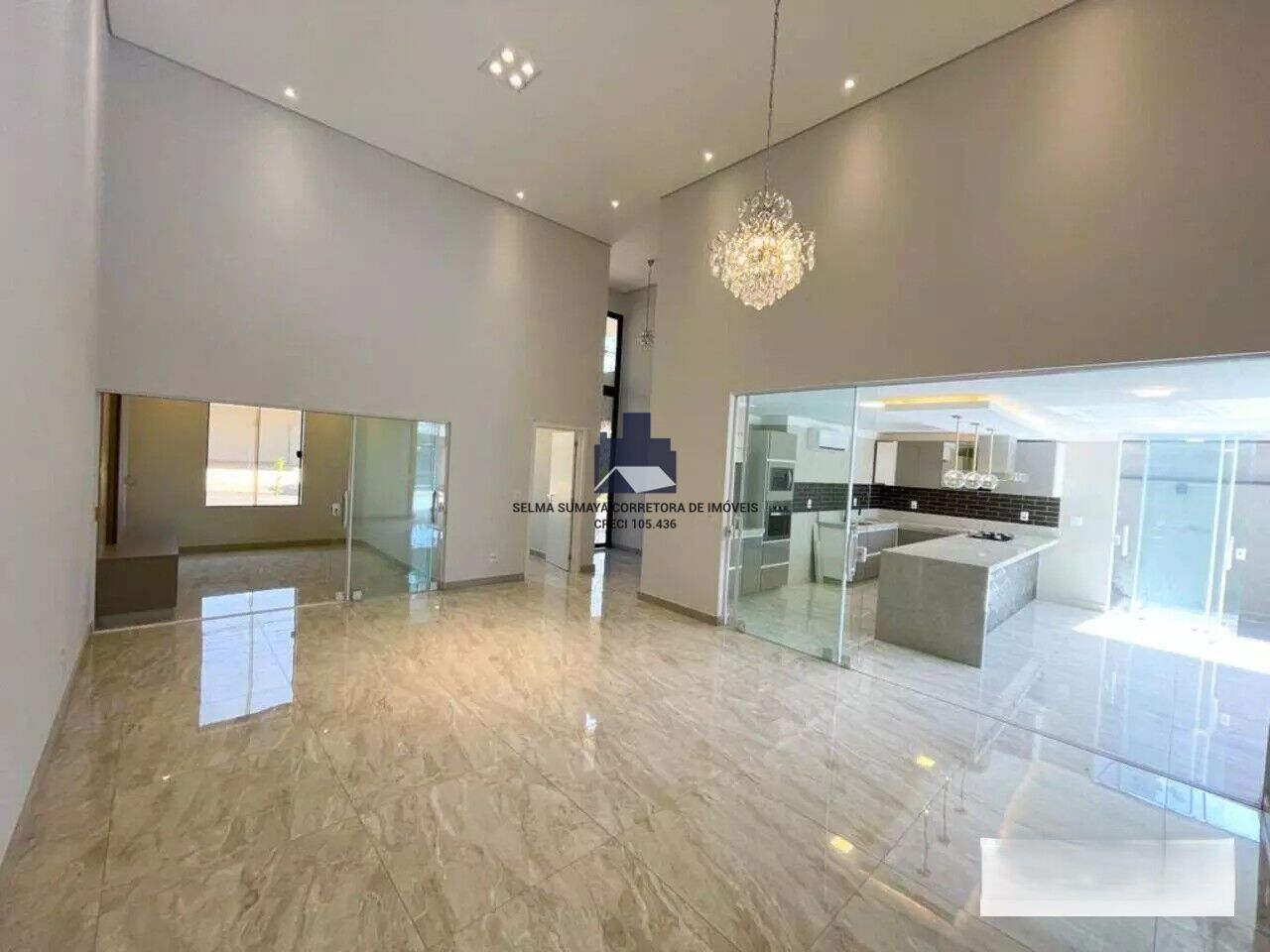 Casa de Condomínio com 3 quartos à venda, 225m² — foto 4 de 23