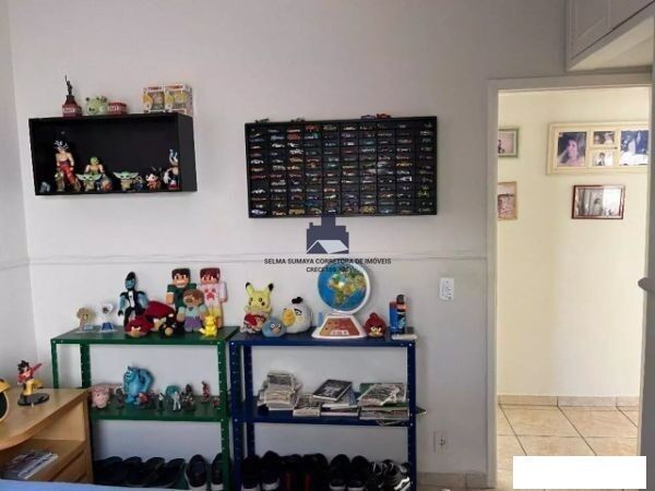 Casa com 3 quartos à venda, 229m² — foto 20 de 25