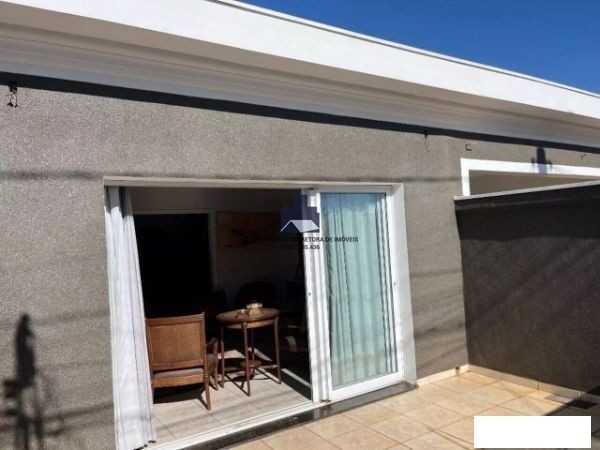 Casa com 3 quartos à venda, 229m² — foto 18 de 25