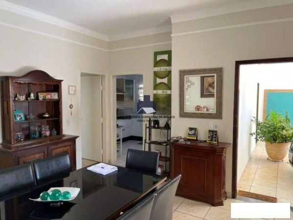 Casa com 3 quartos à venda, 229m² — foto 7 de 25