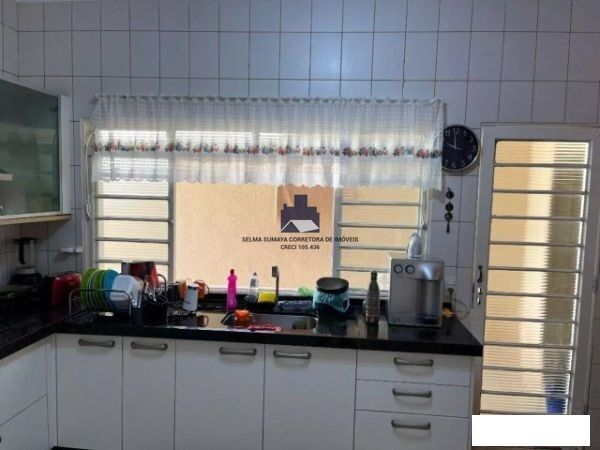 Casa com 3 quartos à venda, 229m² — foto 17 de 25