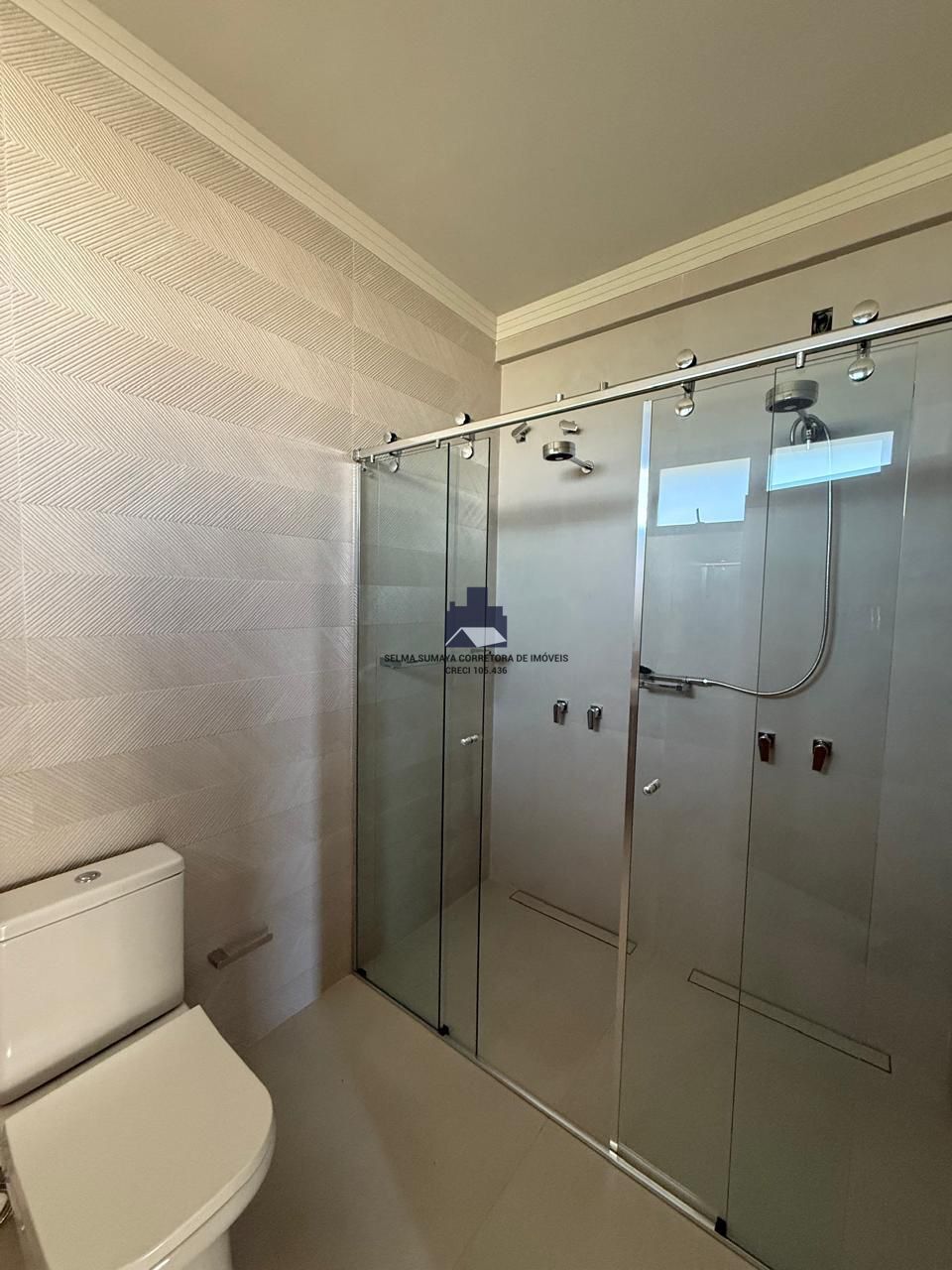 Casa de Condomínio com 3 quartos à venda, 240m² — foto 24 de 30