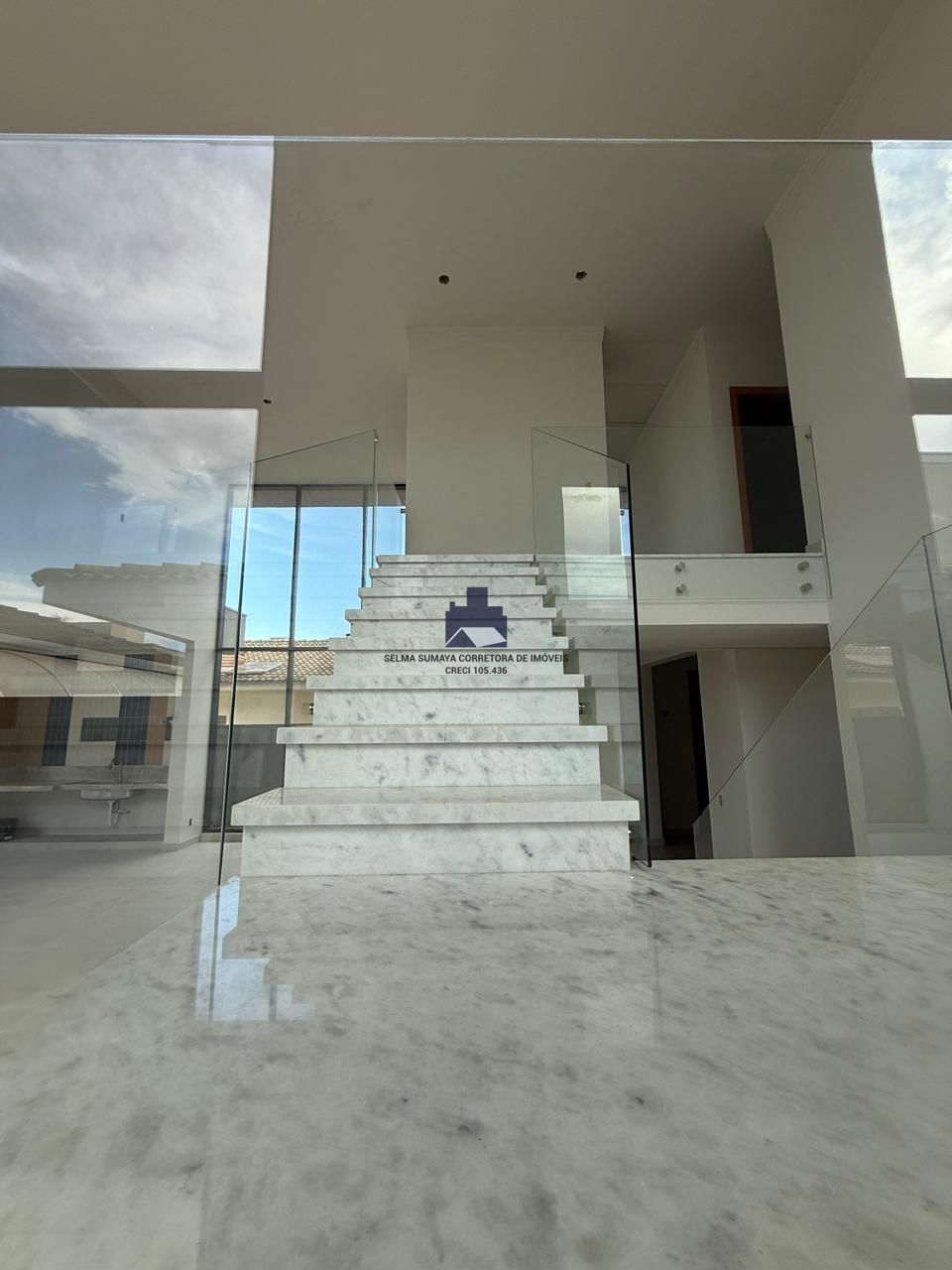 Casa de Condomínio com 3 quartos à venda, 240m² — foto 14 de 30