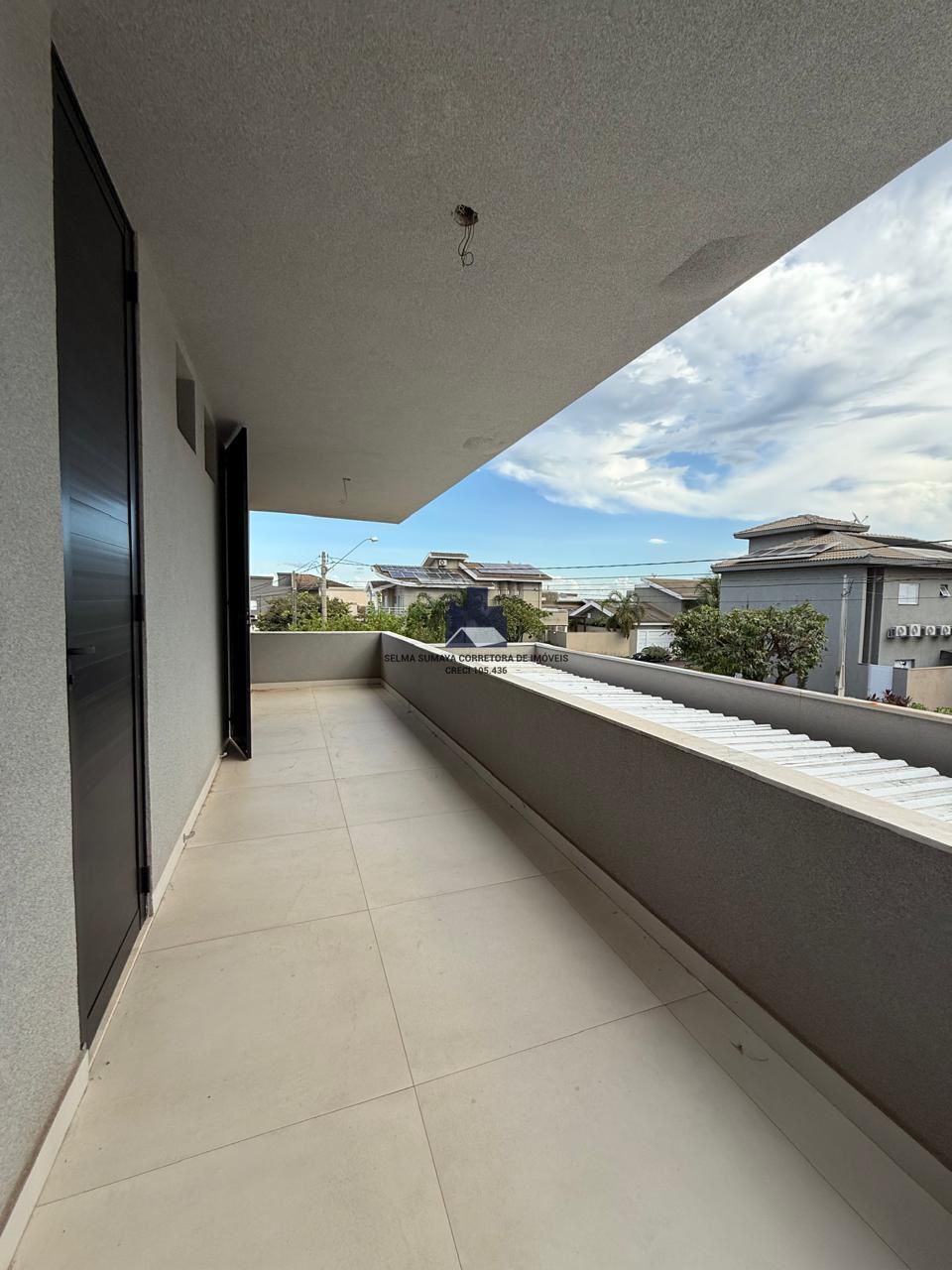 Casa de Condomínio com 3 quartos à venda, 240m² — foto 13 de 30