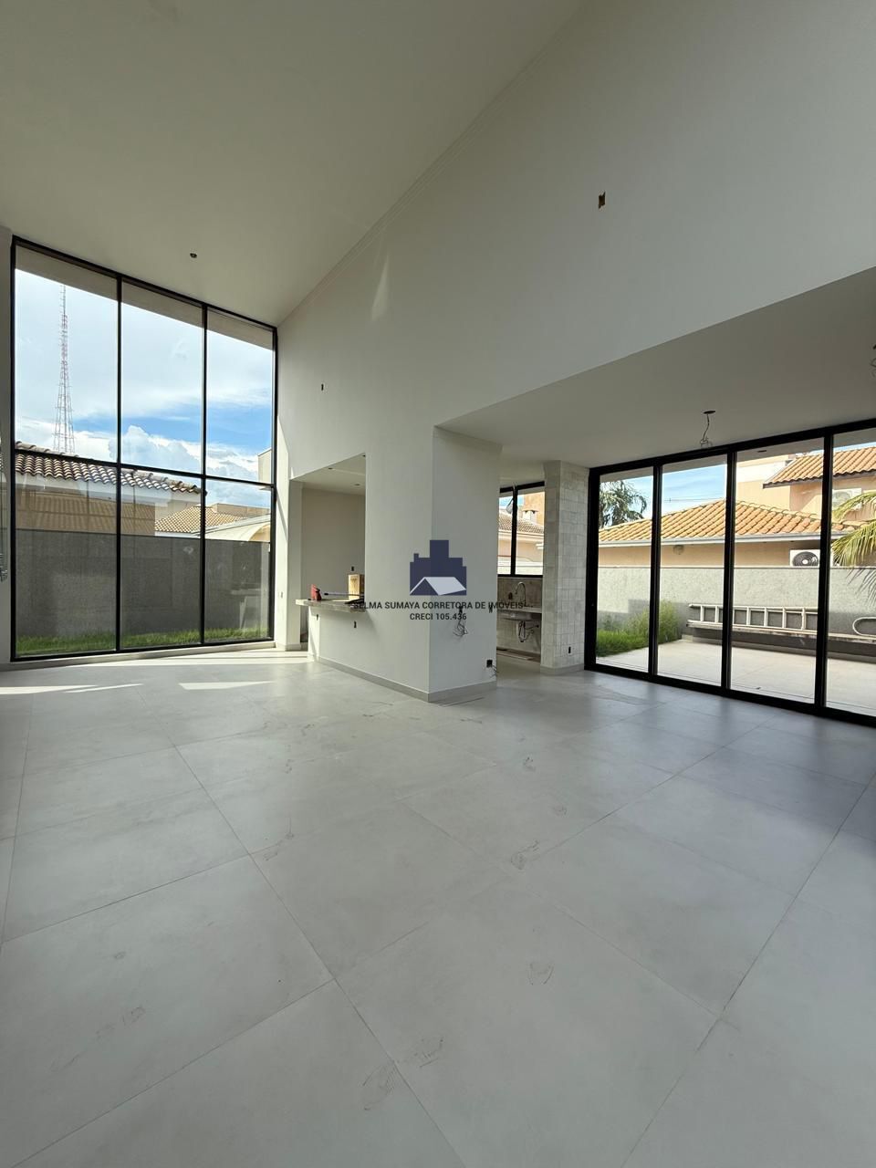 Casa de Condomínio com 3 quartos à venda, 240m² — foto 22 de 30