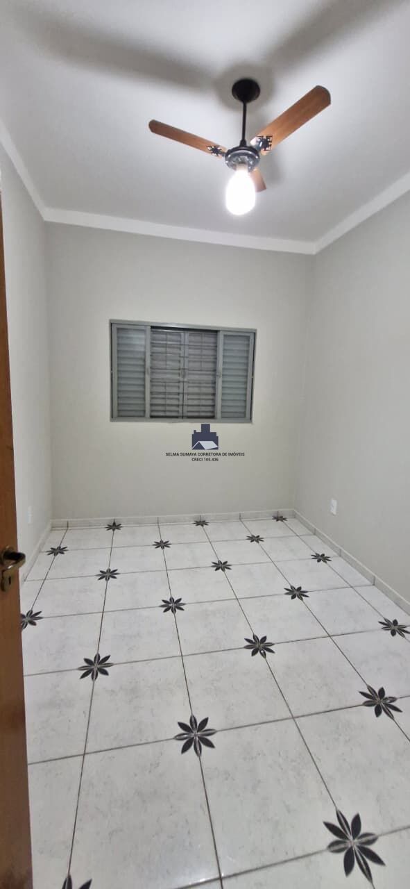 Casa com 3 quartos à venda, 200m² — foto 5 de 23