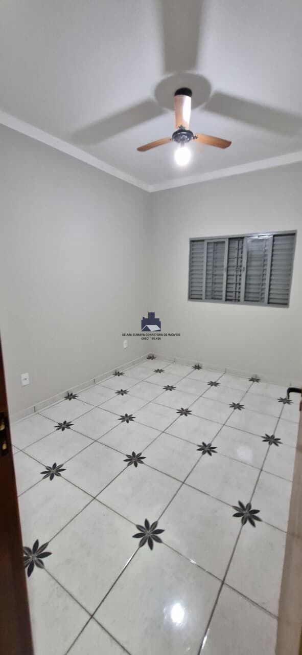 Casa com 3 quartos à venda, 200m² — foto 14 de 23