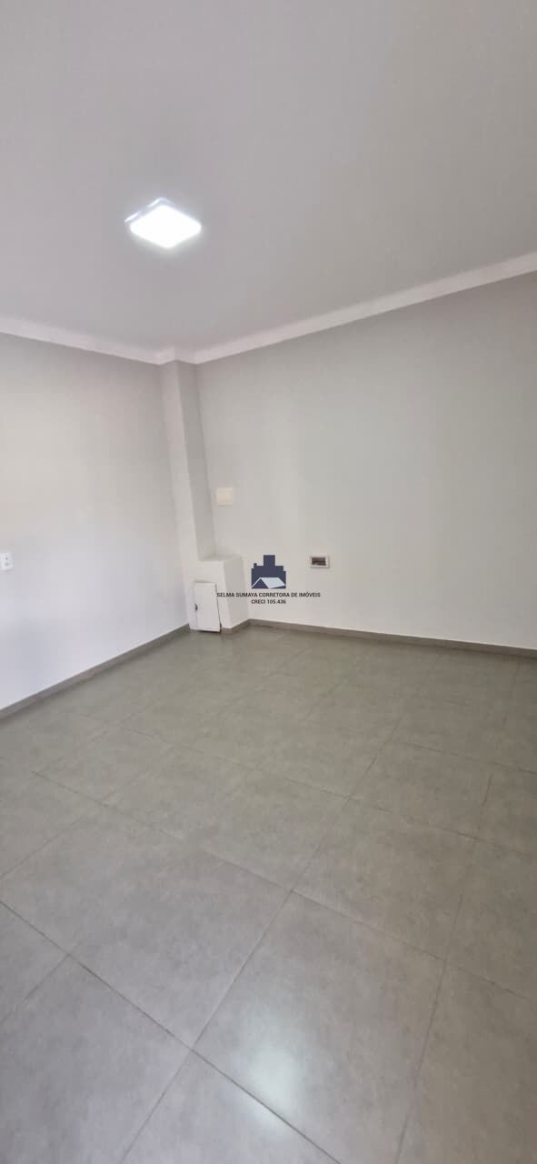 Casa com 3 quartos à venda, 200m² — foto 19 de 23