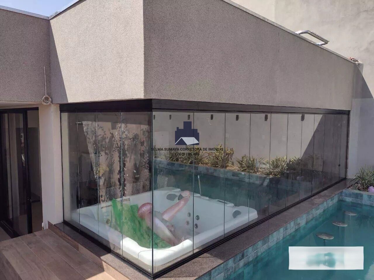 Casa com 4 quartos à venda, 900m² — foto 8 de 8
