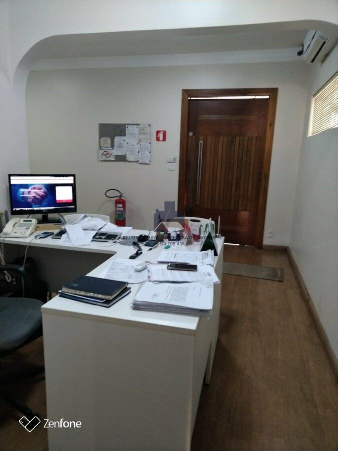Casa com 3 quartos à venda, 307m² — foto 17 de 29