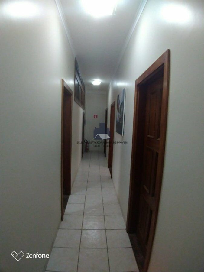 Casa com 3 quartos à venda, 307m² — foto 14 de 29