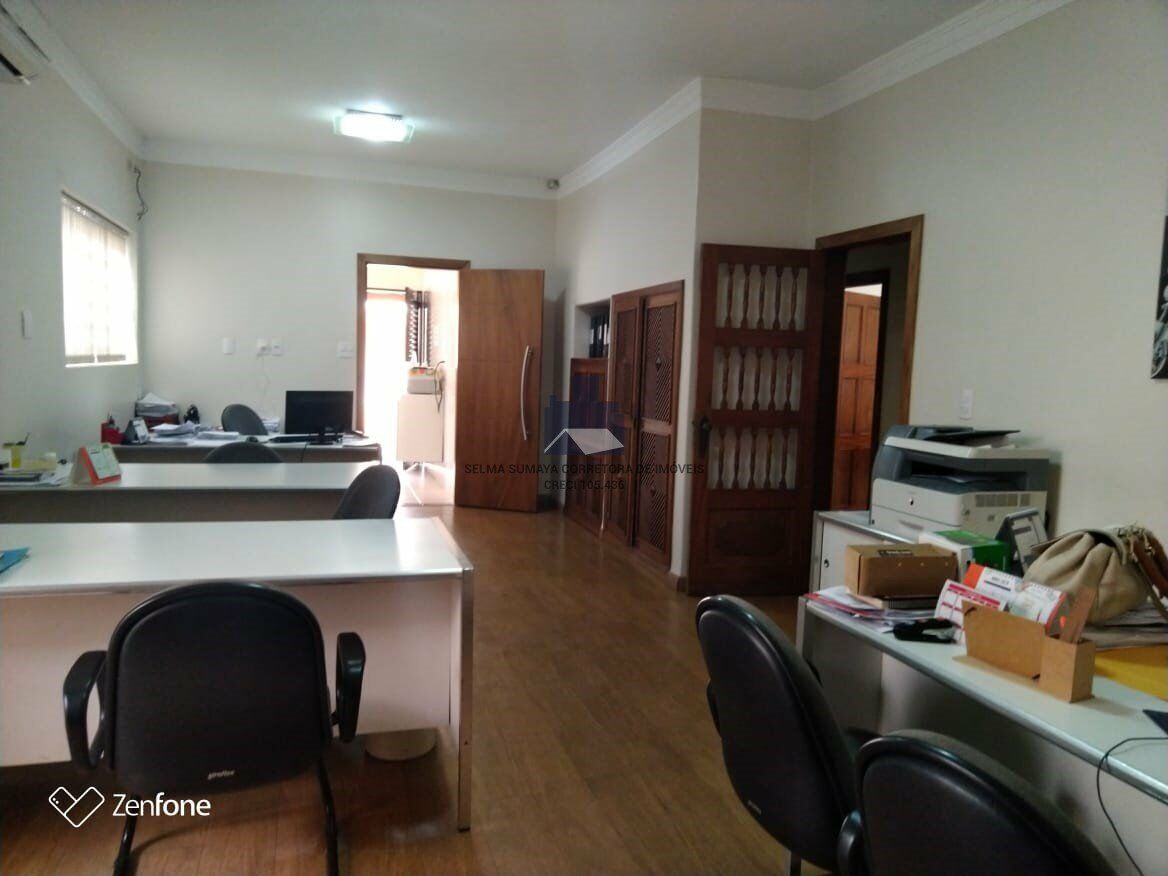 Casa com 3 quartos à venda, 307m² — foto 20 de 29