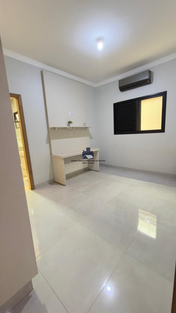 Casa de Condomínio com 3 quartos à venda, 196m² — foto 9 de 17