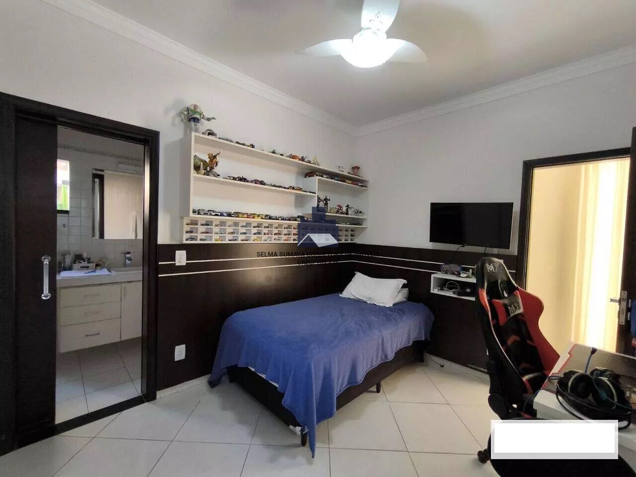 Casa de Condomínio com 3 quartos à venda, 220m² — foto 24 de 28