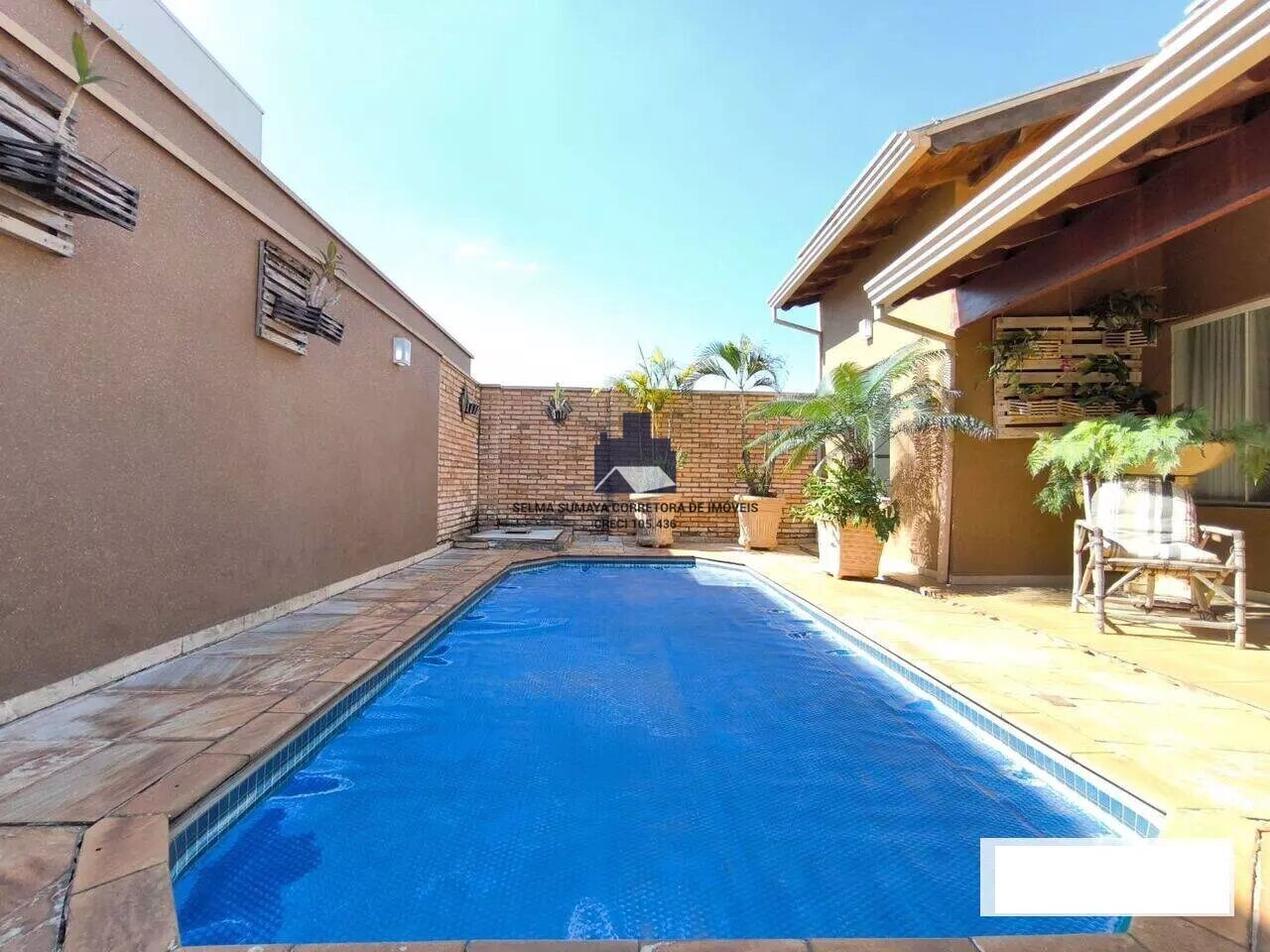 Casa de Condomínio com 3 quartos à venda, 220m² — foto 19 de 28