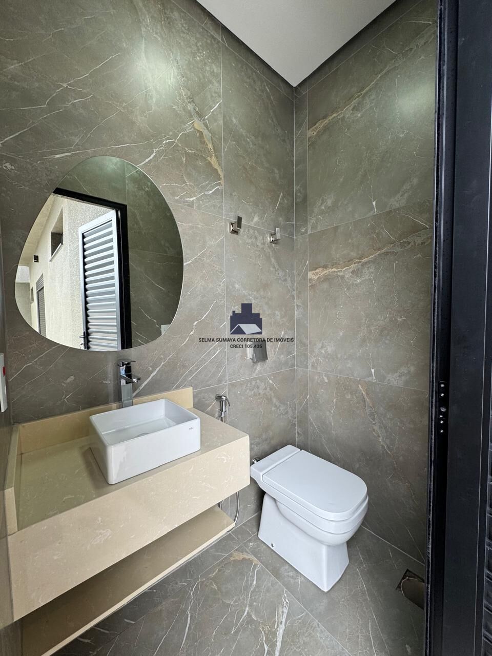 Casa de Condomínio com 3 quartos à venda, 180m² — foto 42 de 43