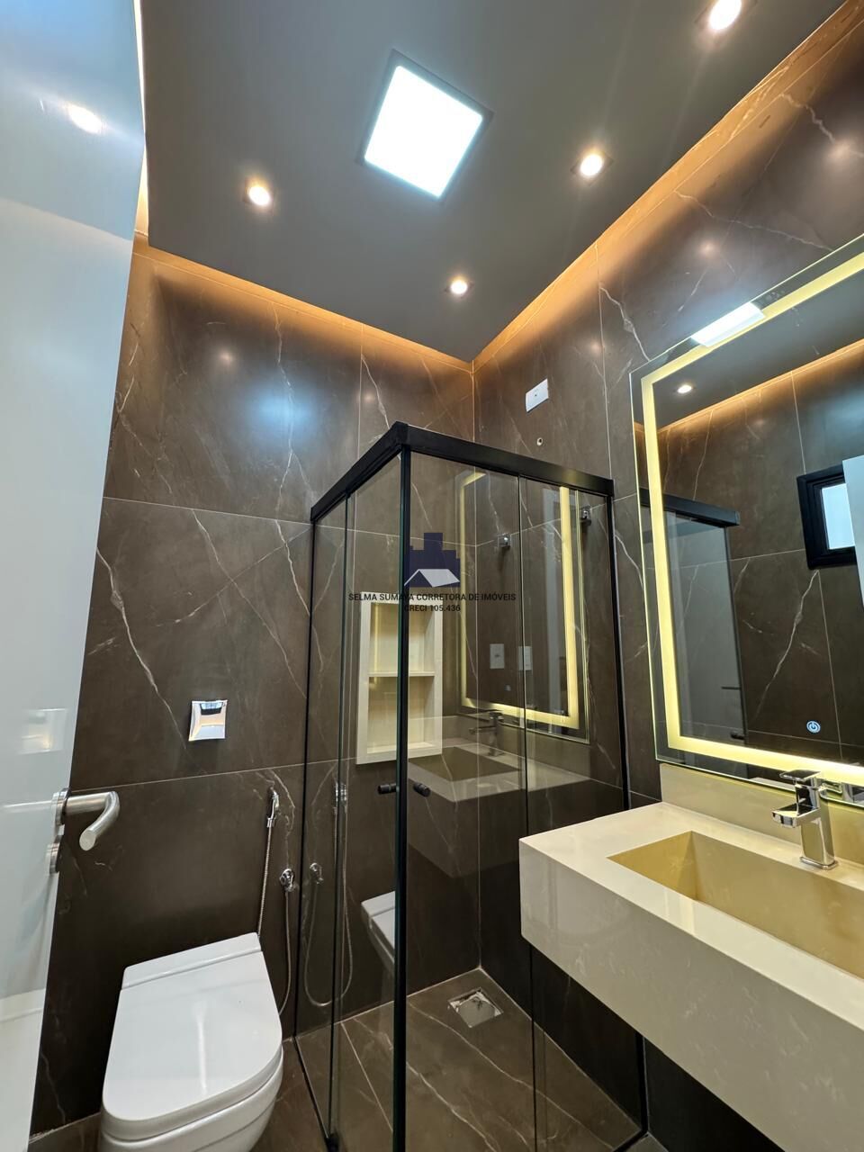 Casa de Condomínio com 3 quartos à venda, 180m² — foto 19 de 43