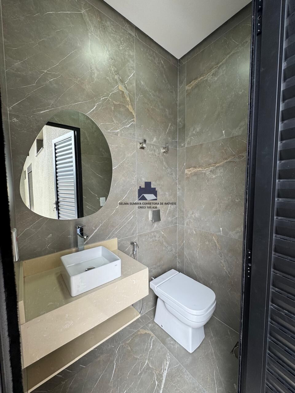 Casa de Condomínio com 3 quartos à venda, 180m² — foto 41 de 43