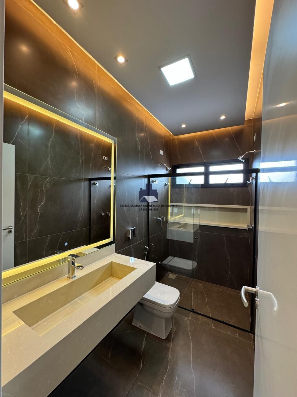 Casa de Condomínio com 3 quartos à venda, 180m² — foto 8 de 43