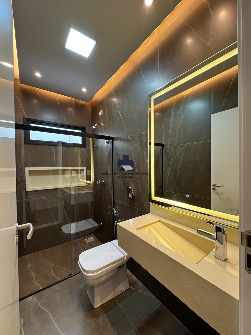 Casa de Condomínio com 3 quartos à venda, 180m² — foto 14 de 43