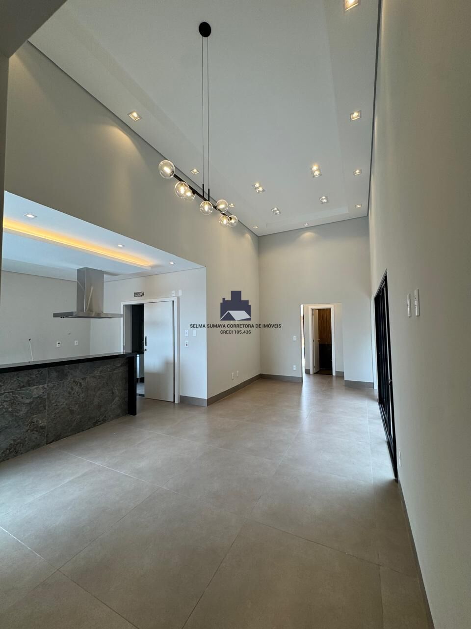 Casa de Condomínio com 3 quartos à venda, 180m² — foto 21 de 43
