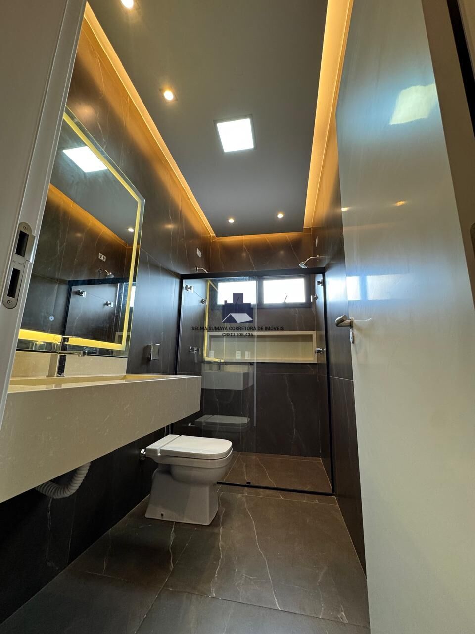 Casa de Condomínio com 3 quartos à venda, 180m² — foto 5 de 43