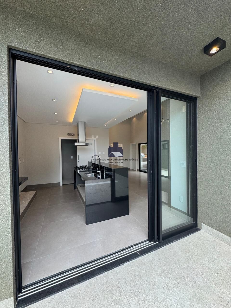 Casa de Condomínio com 3 quartos à venda, 180m² — foto 38 de 43