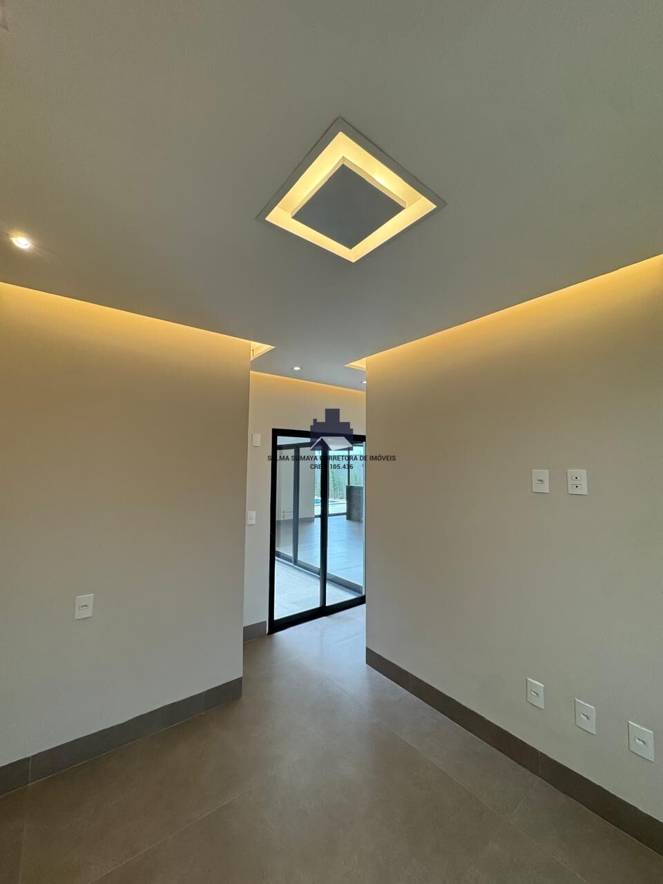 Casa de Condomínio com 3 quartos à venda, 180m² — foto 28 de 43