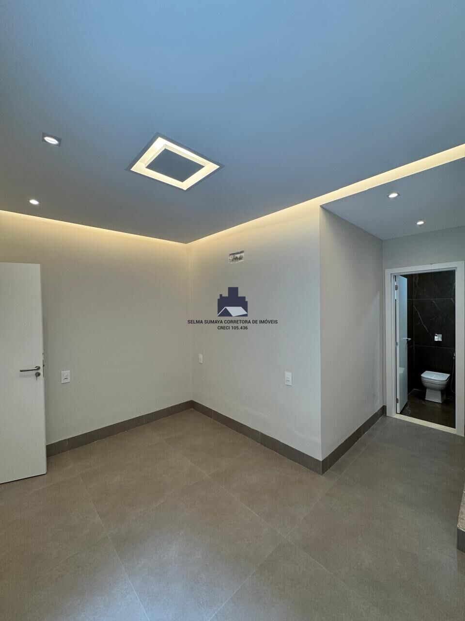 Casa de Condomínio com 3 quartos à venda, 180m² — foto 18 de 43