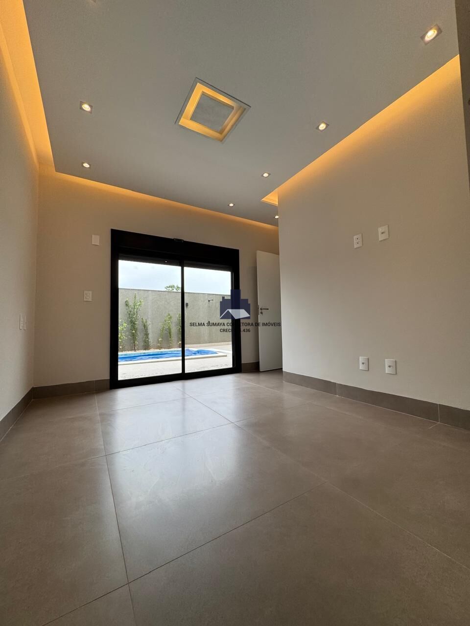 Casa de Condomínio com 3 quartos à venda, 180m² — foto 10 de 43