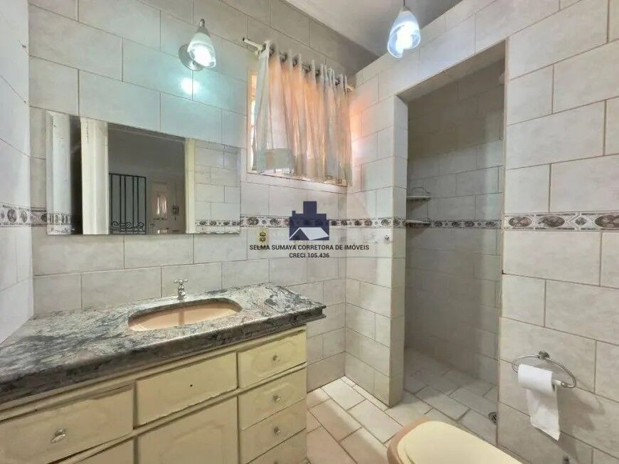 Casa com 3 quartos à venda, 224m² — foto 10 de 18