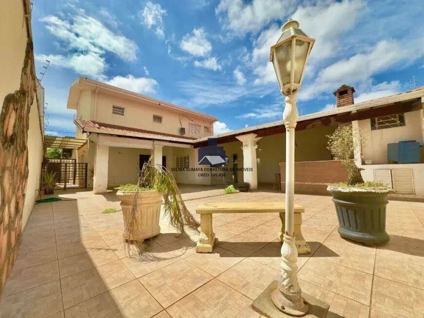 Casa com 3 quartos à venda, 224m² — foto 15 de 18