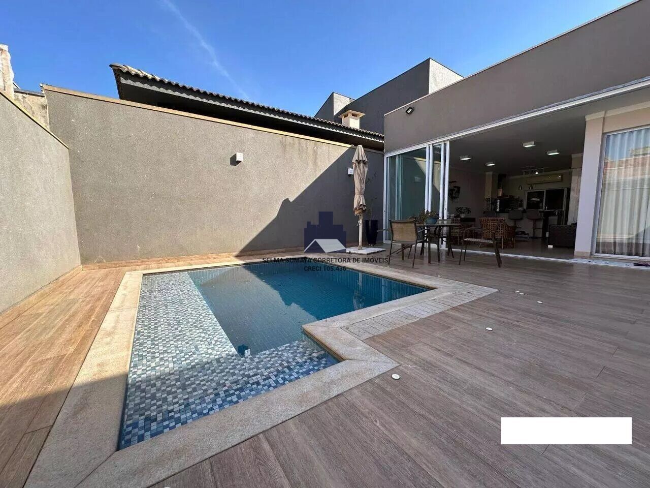 Casa de Condomínio com 4 quartos à venda, 272m² — foto 8 de 24