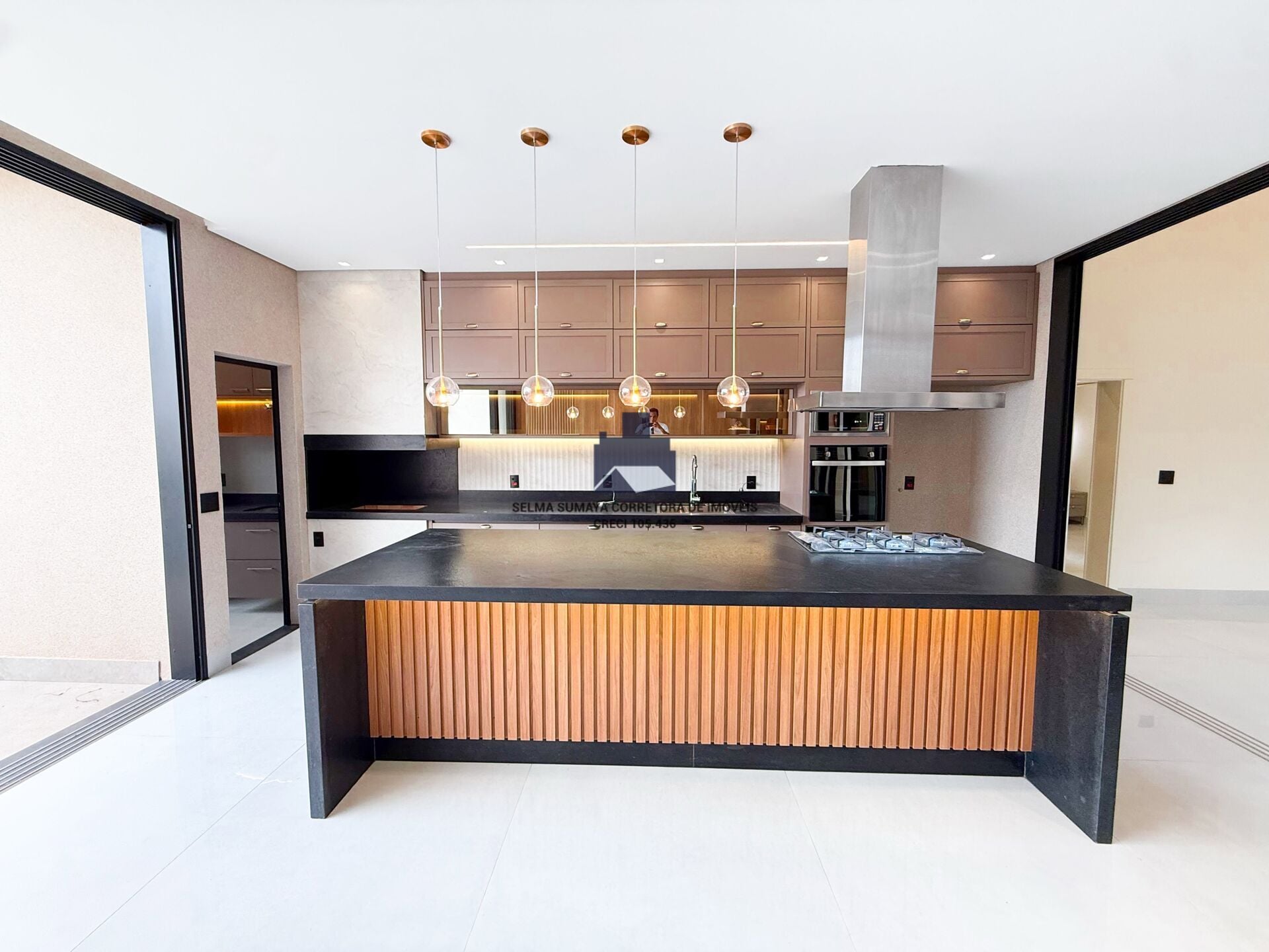 Casa de Condomínio com 3 quartos à venda, 185m² — foto 8 de 19