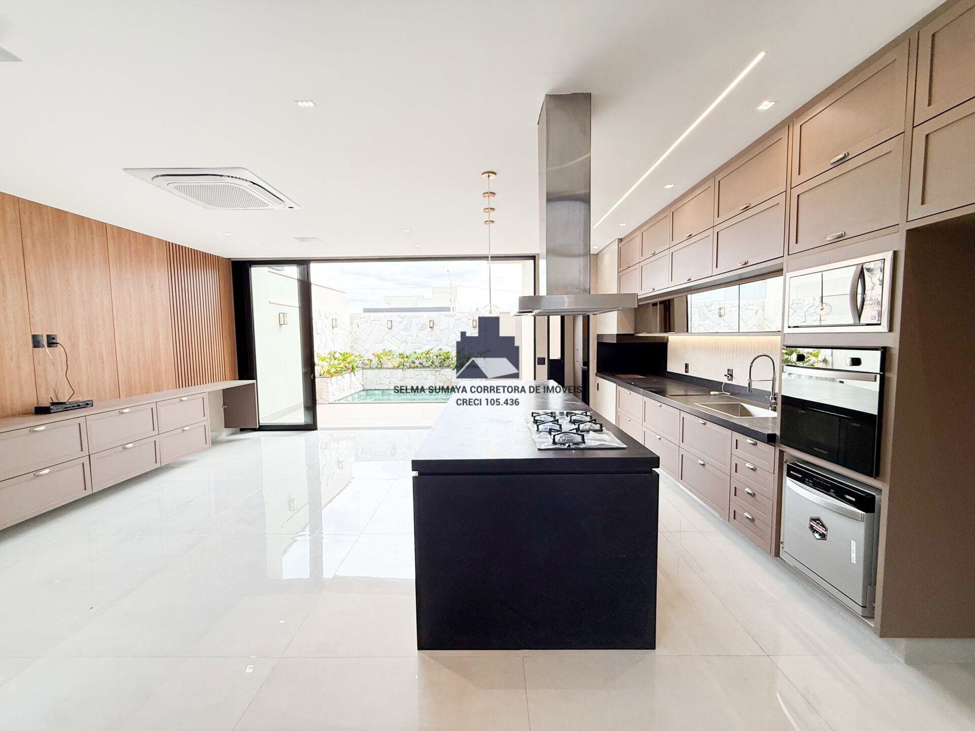Casa de Condomínio com 3 quartos à venda, 185m² — foto 12 de 19