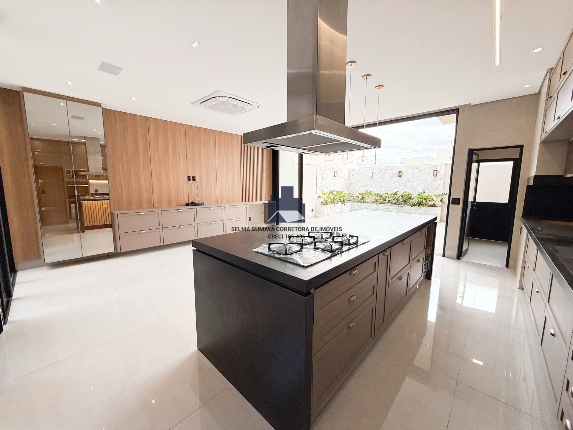 Casa de Condomínio com 3 quartos à venda, 185m² — foto 11 de 19