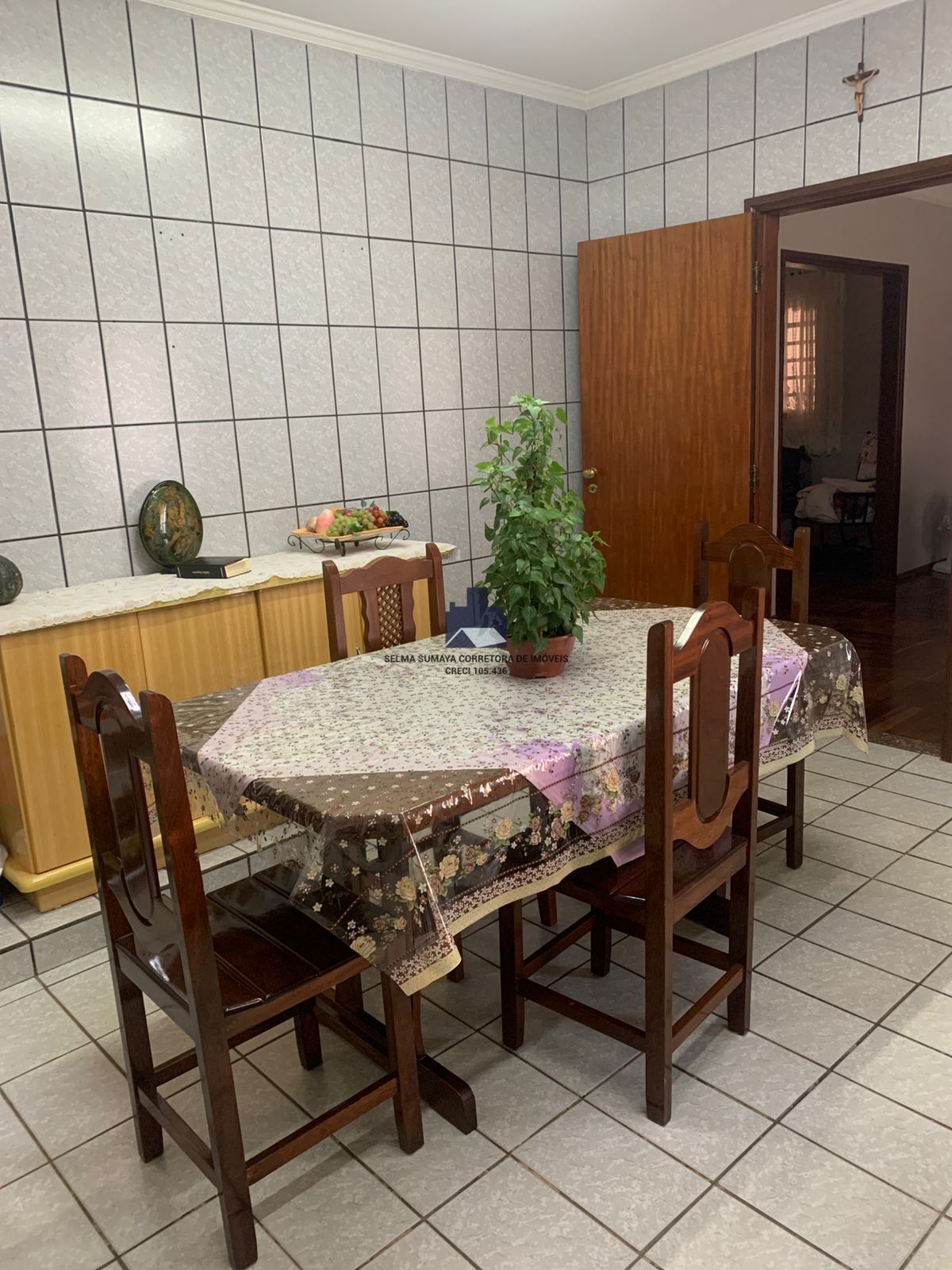 Casa com 3 quartos à venda, 242m² — foto 28 de 45