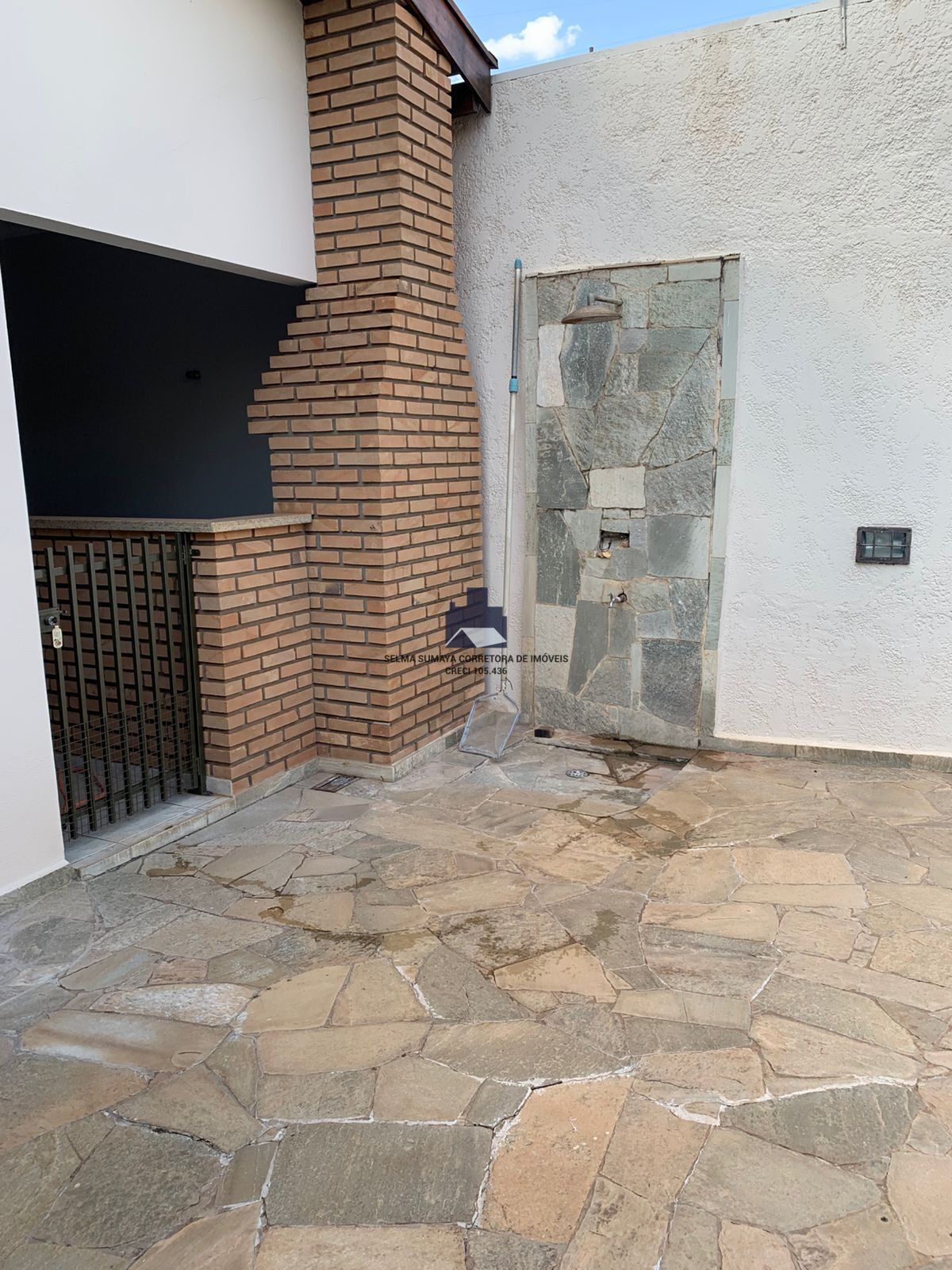 Casa com 3 quartos à venda, 242m² — foto 32 de 45