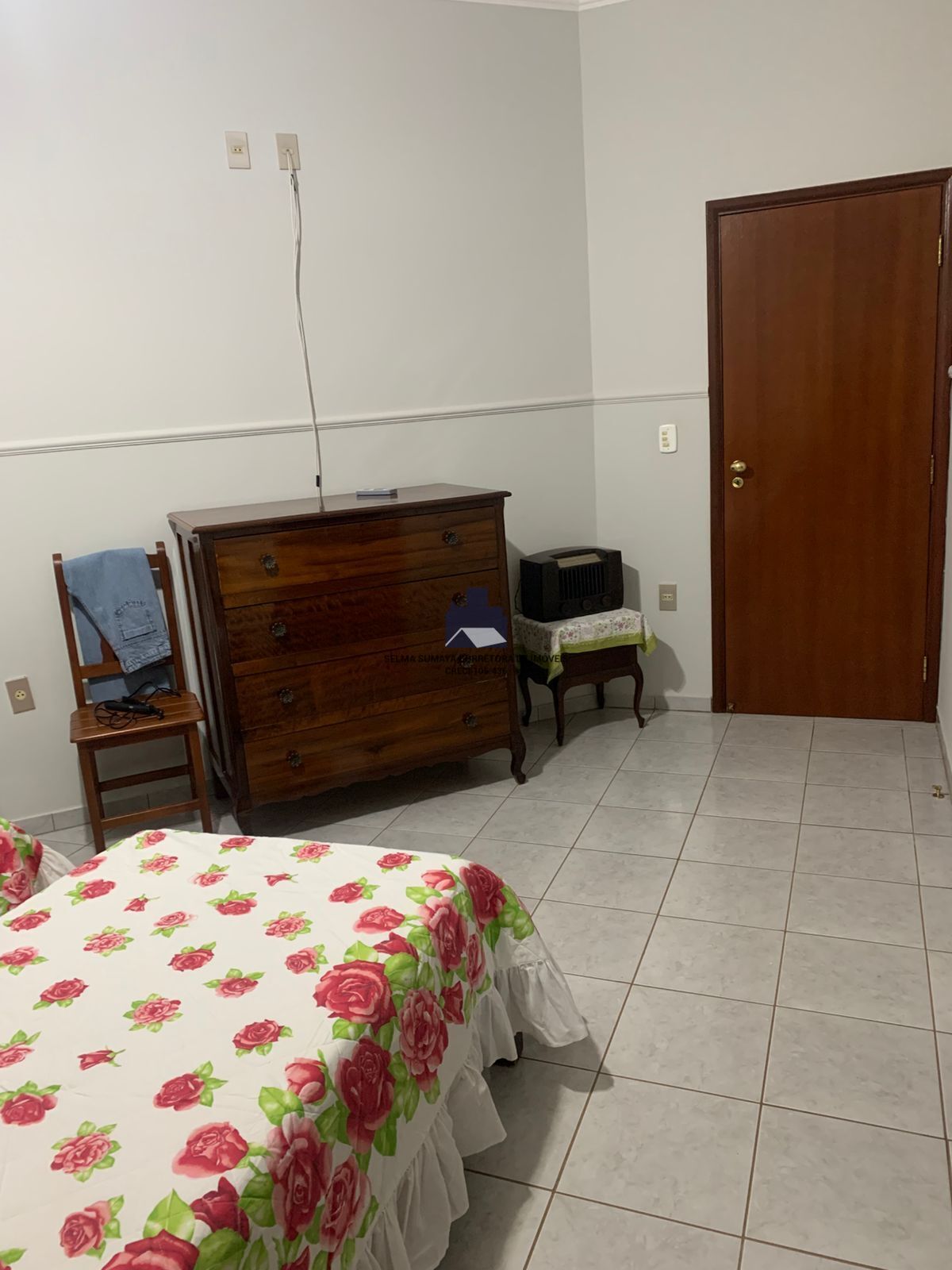Casa com 3 quartos à venda, 242m² — foto 11 de 45
