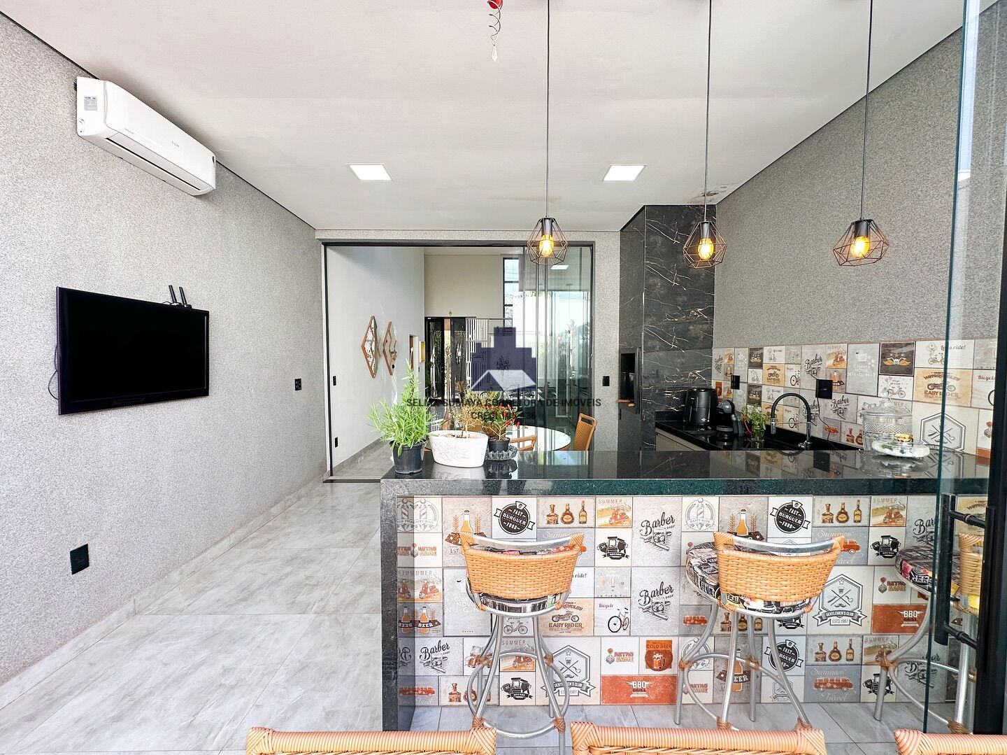 Casa de Condomínio com 3 quartos à venda, 160m² — foto 4 de 10