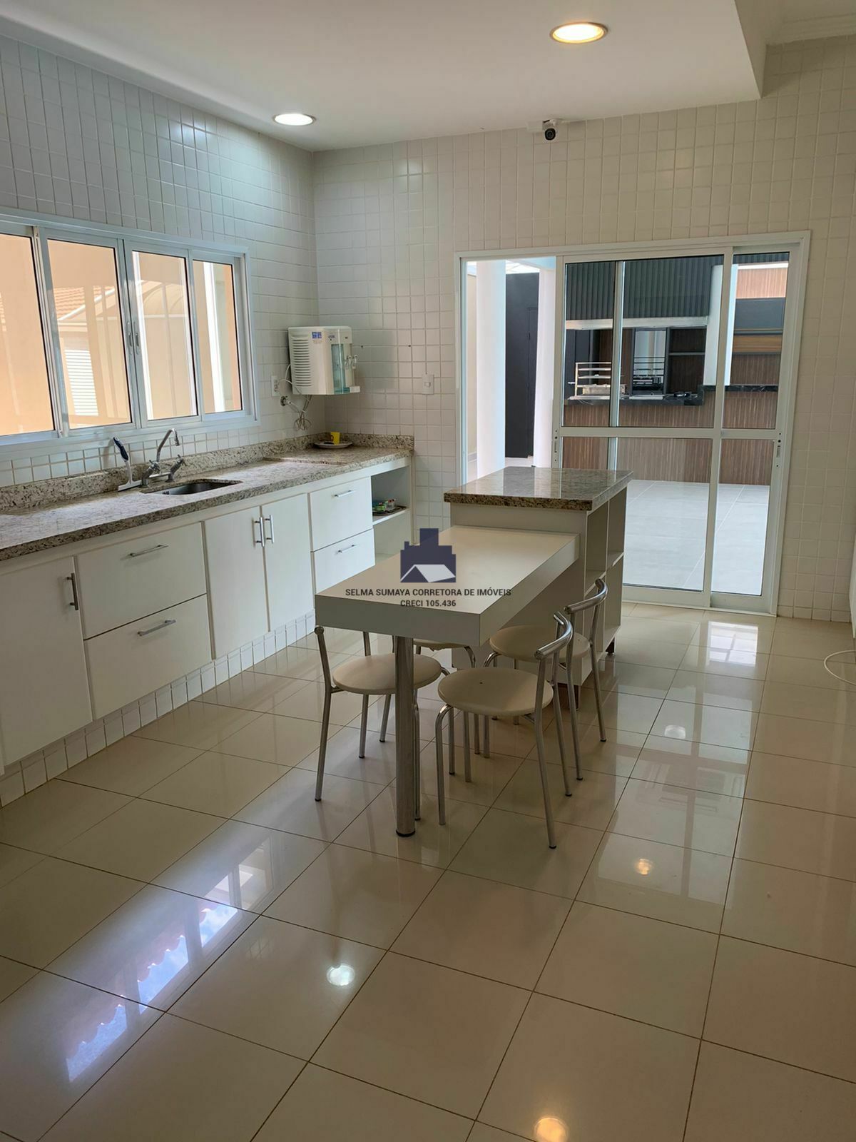 Casa de Condomínio com 3 quartos à venda, 373m² — foto 5 de 27