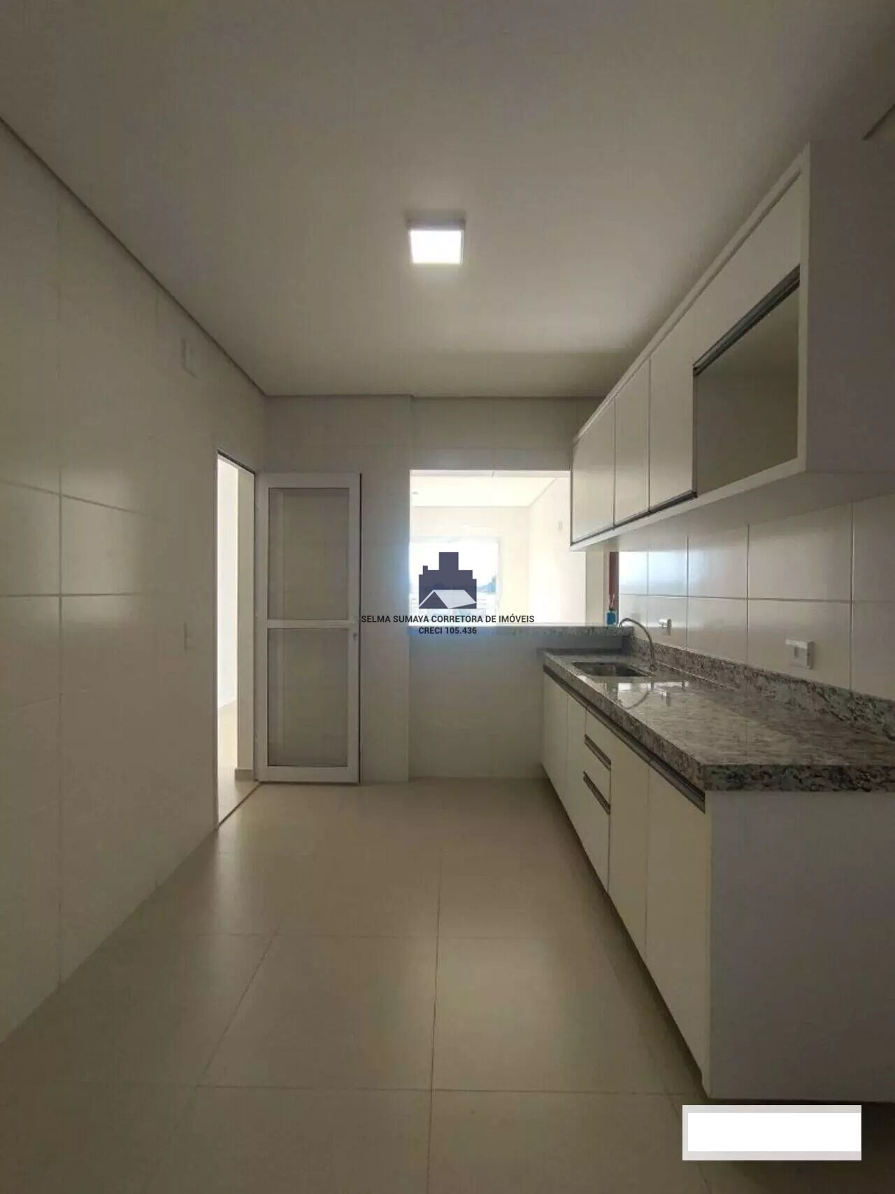 Apartamento com 2 quartos à venda, 76m² — foto 10 de 24