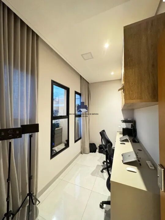 Casa de Condomínio com 3 quartos à venda, 207m² — foto 11 de 18
