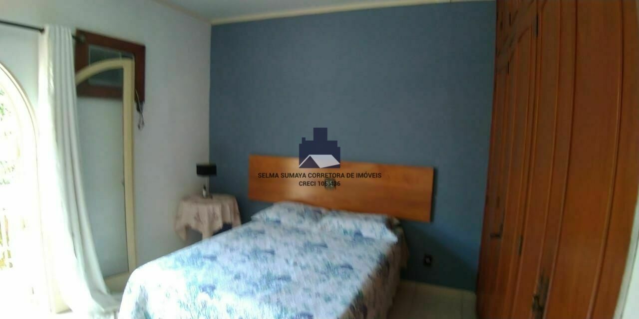 Casa com 3 quartos à venda, 730m² — foto 21 de 28