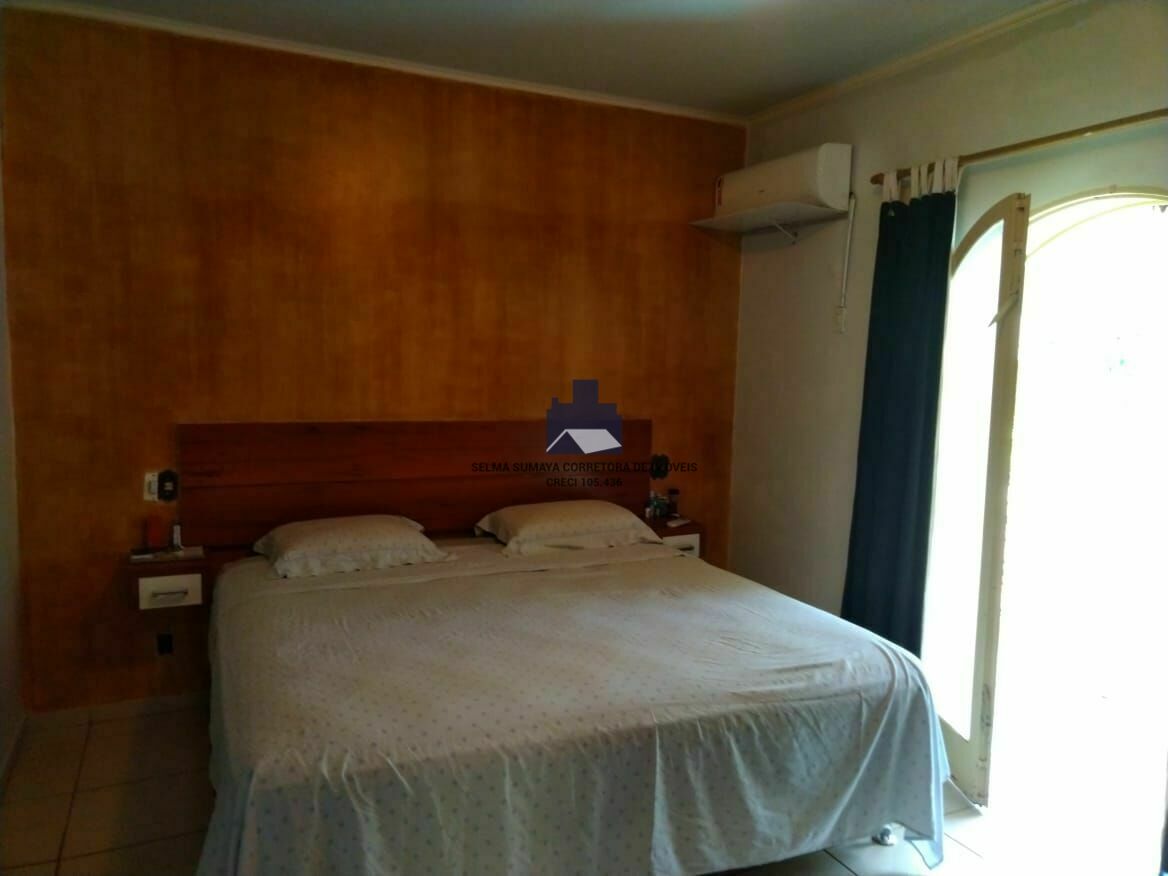 Casa com 3 quartos à venda, 730m² — foto 17 de 28