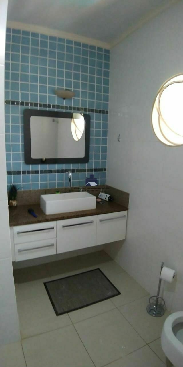 Casa com 3 quartos à venda, 730m² — foto 15 de 28