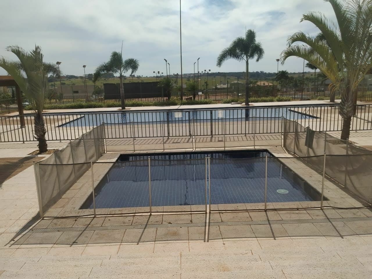 Terreno / Lote / Condomínio à venda, 377m² — foto 10 de 18