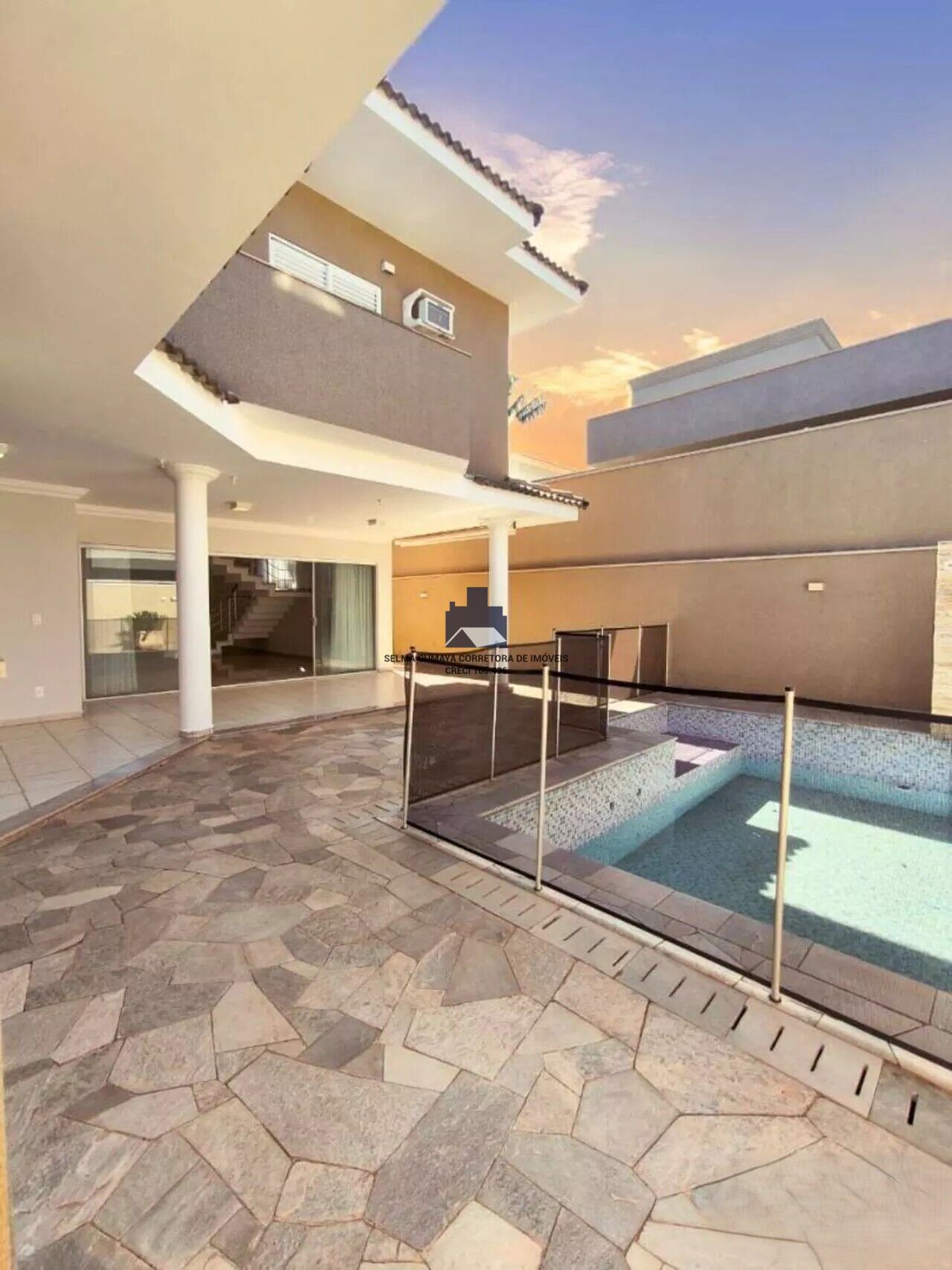 Casa de Condomínio com 4 quartos à venda, 320m² — foto 23 de 25