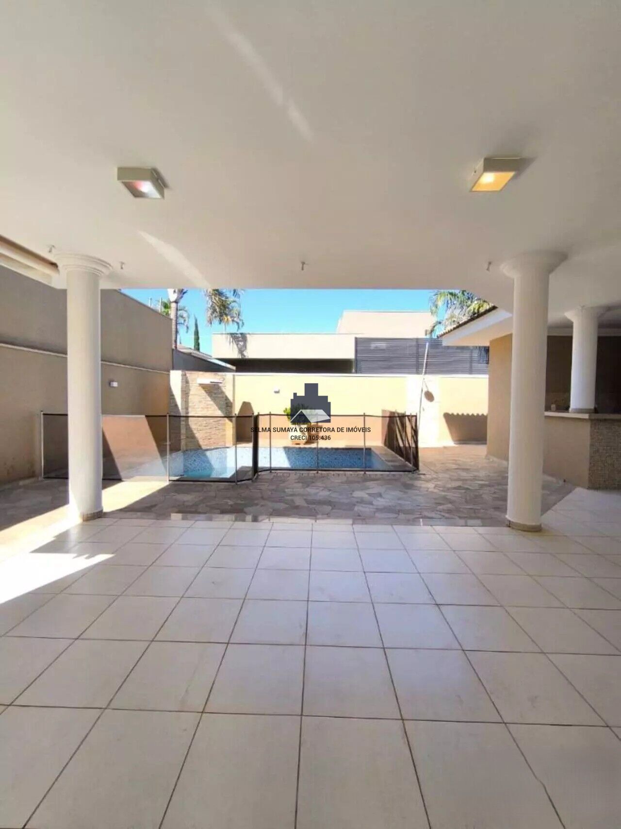 Casa de Condomínio com 4 quartos à venda, 320m² — foto 14 de 25