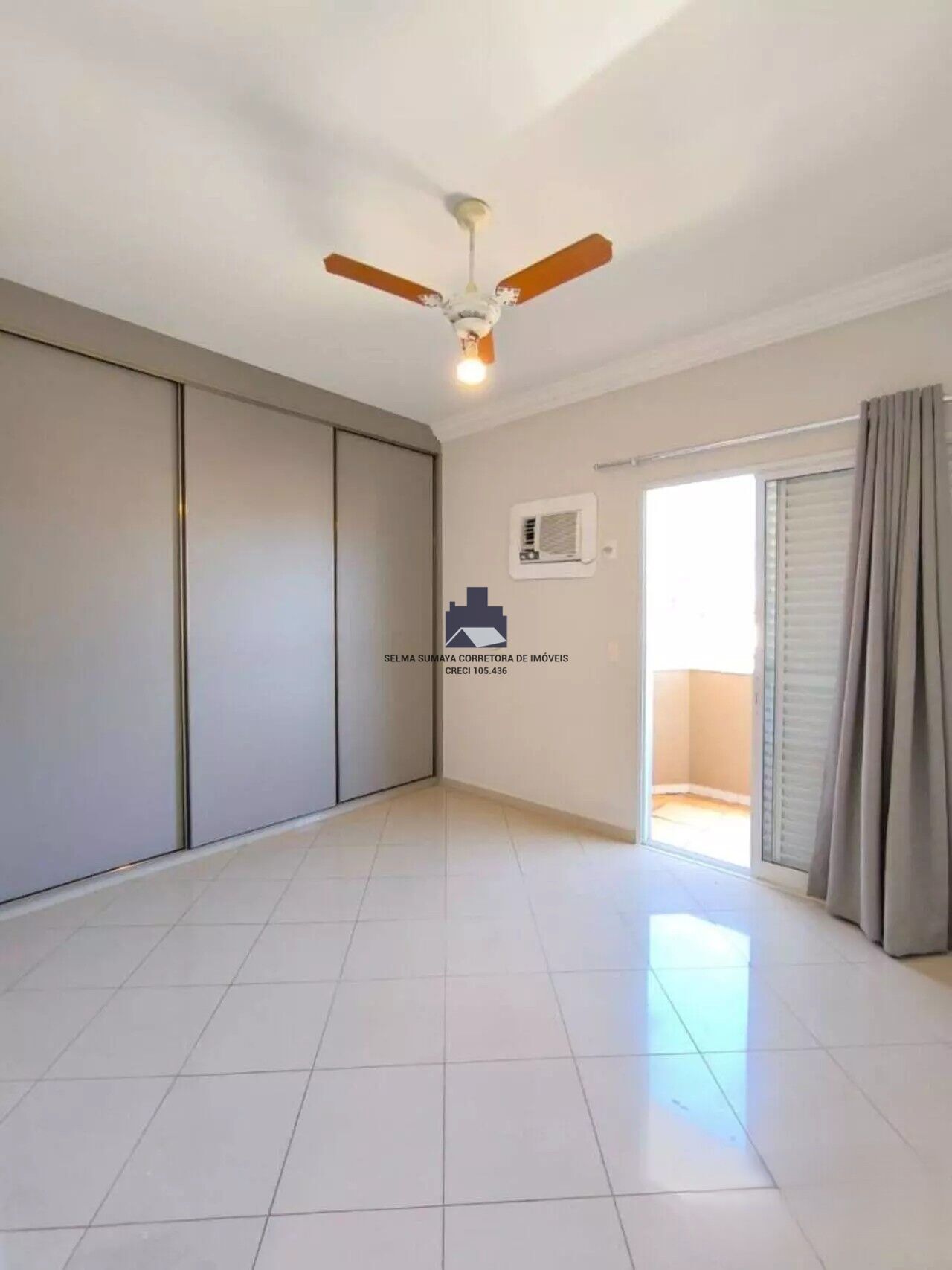 Casa de Condomínio com 4 quartos à venda, 320m² — foto 17 de 25
